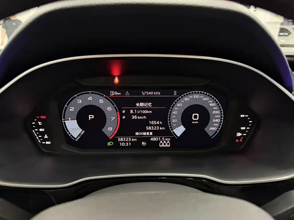 Audi Q3 2021 — фото 16