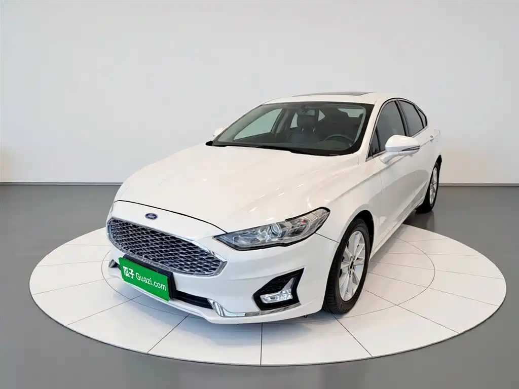Ford Mondeo 2018 — фото 2