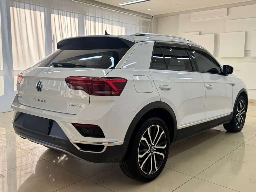 Volkswagen T-Roc 2022 — фото 6