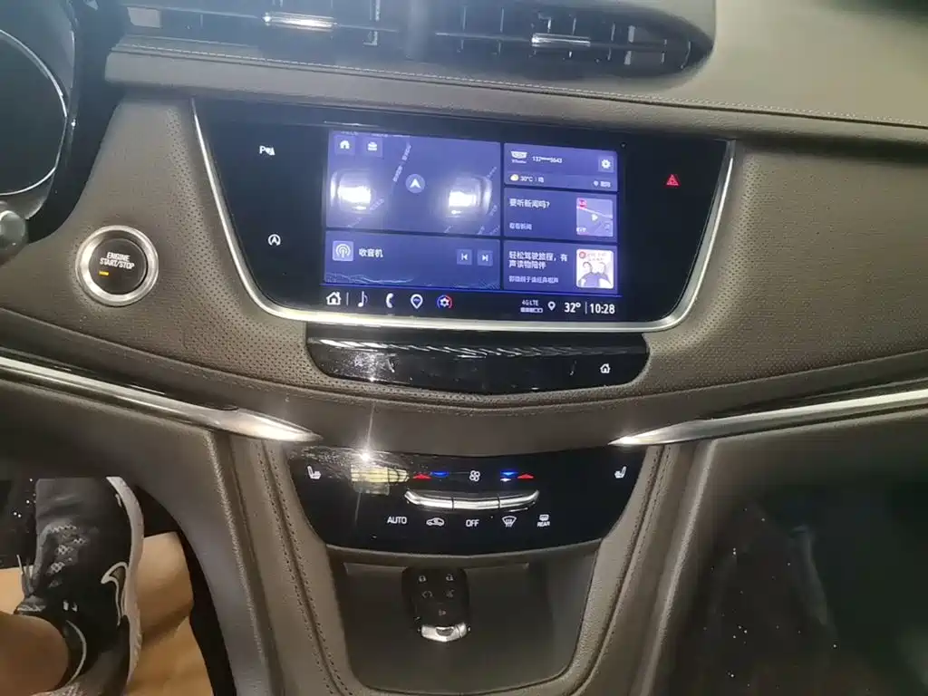 Cadillac XT5 2021 — фото 13