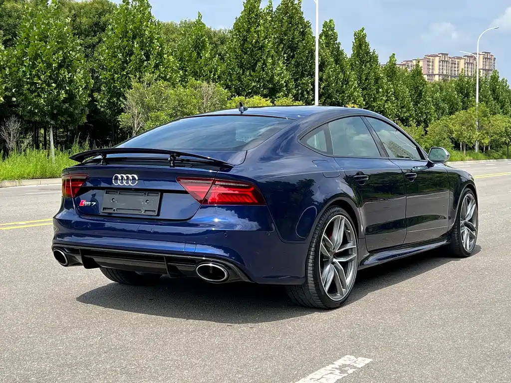 Audi RS 7 2016 — фото 15