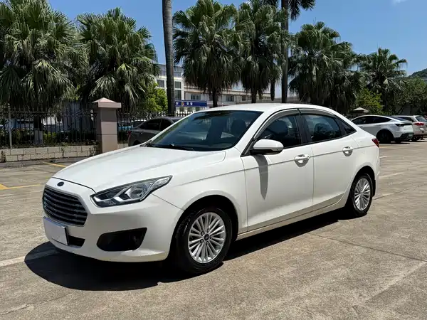 Ford Escort 2016