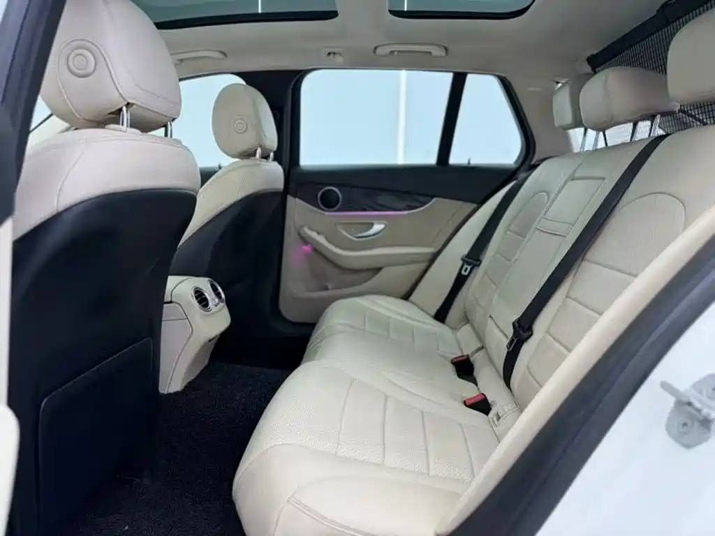 Mercedes-Benz C-Class 2015