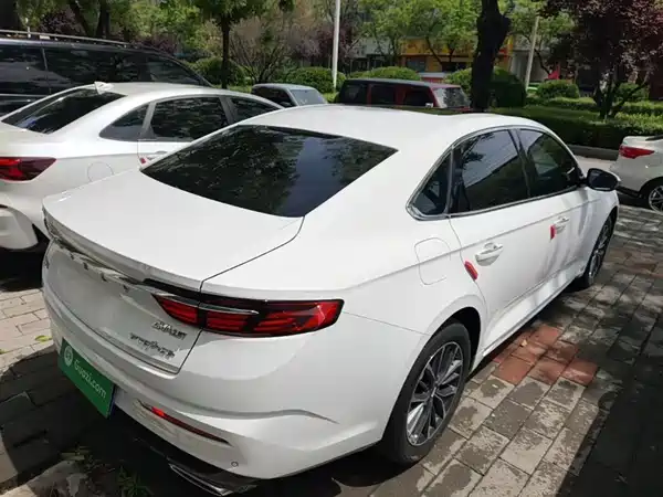 Geely Xingrui 2021