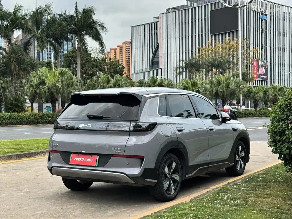 BYD Sealion 05 EV 2025 — фото 9