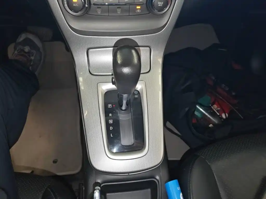 Nissan Sylphy 2015 — фото 14