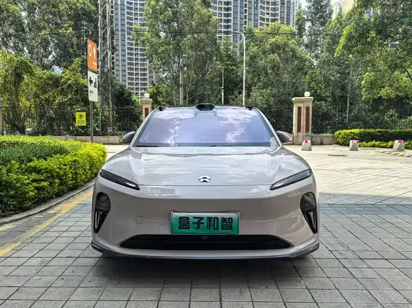 NIO ET5T 2024