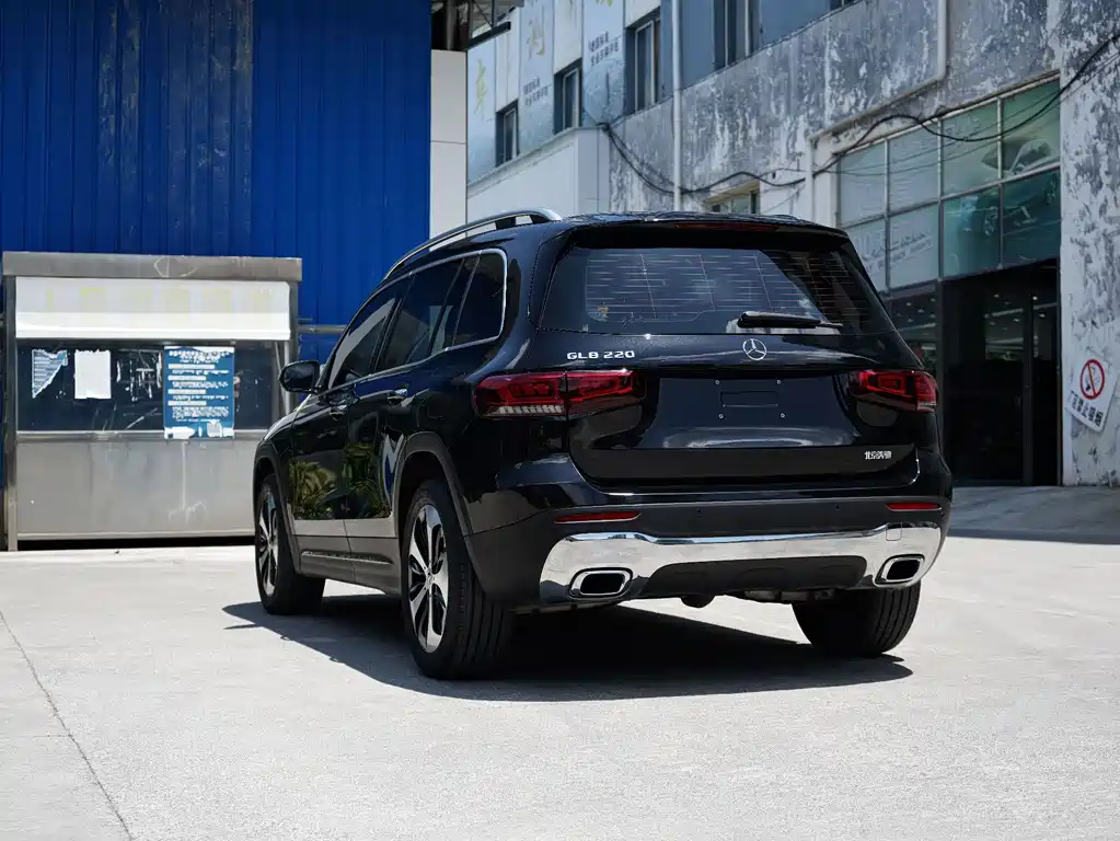 Mercedes-Benz GLB 2023 — фото 9