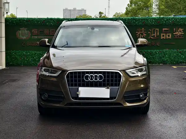 Audi Q3 2015