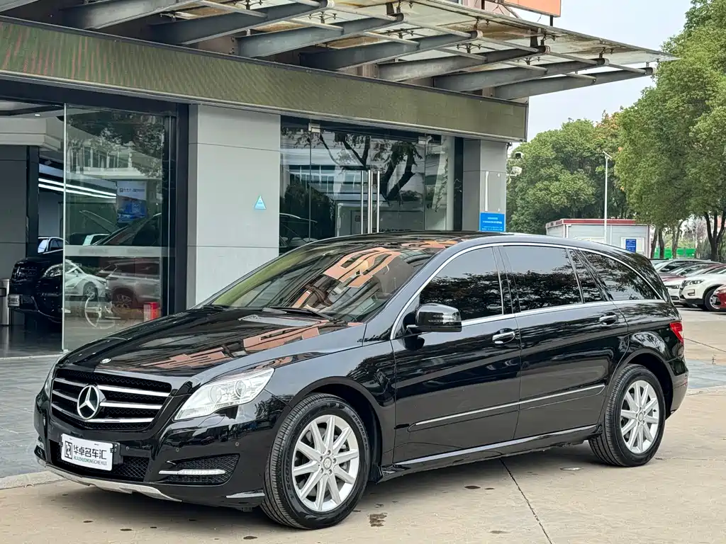 Mercedes-Benz R-Class 2011