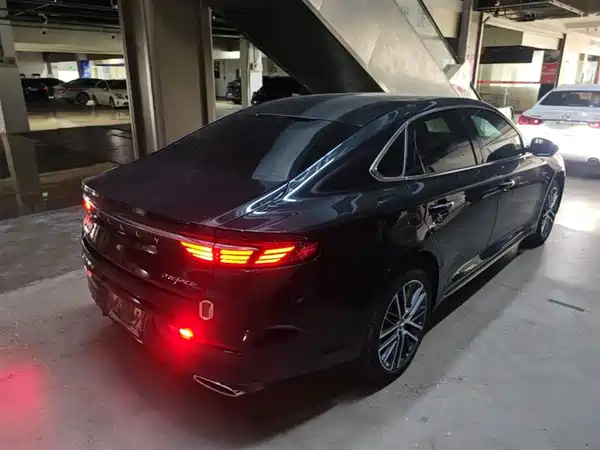 Geely Xingrui 2021