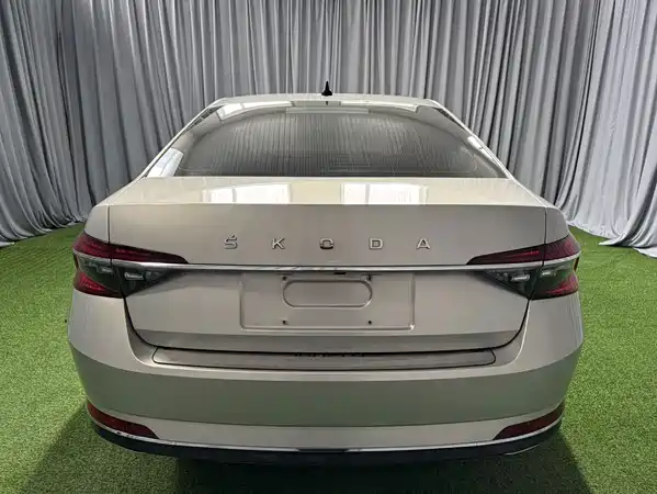 Skoda Superb 2022