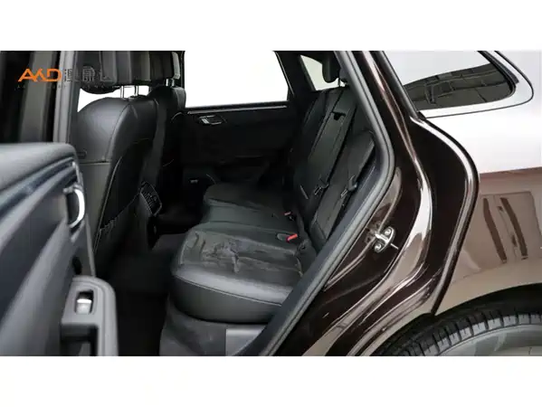 Porsche Macan 2021