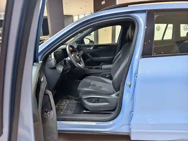 Volkswagen Tiguan L 2024
