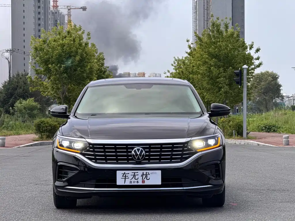 Volkswagen Passat 2023