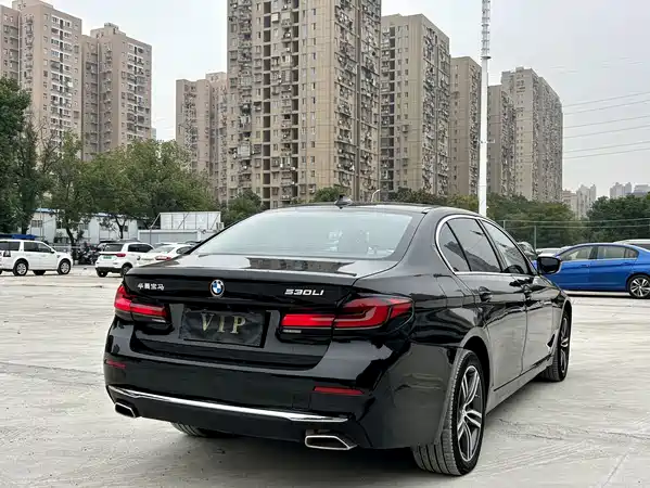 BMW 5 Series 2023