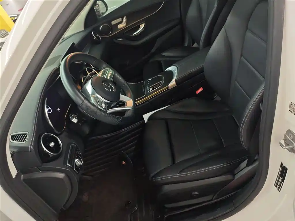 Mercedes-Benz C-Class 2021 — фото 11