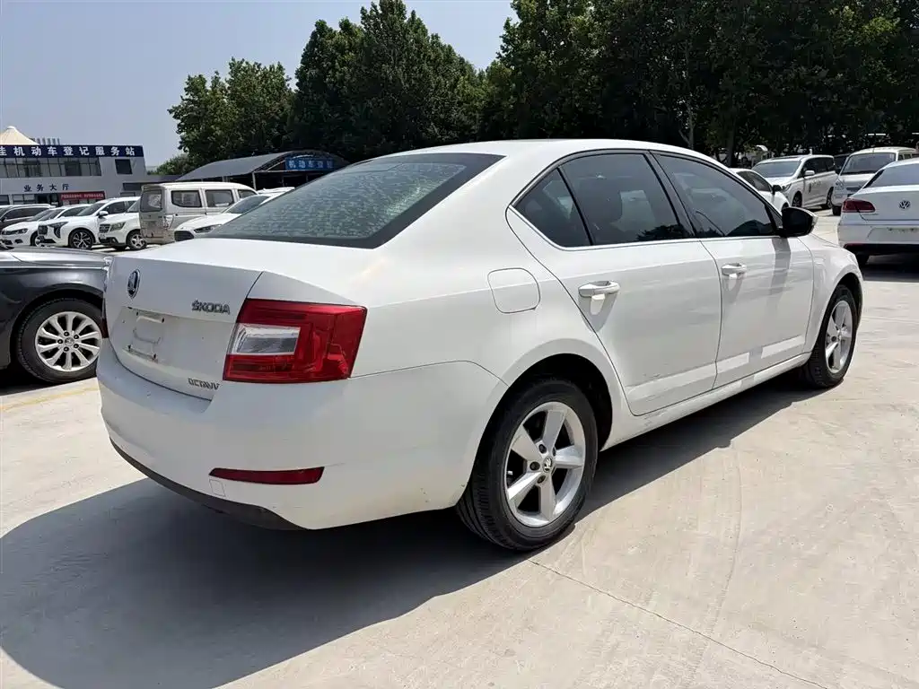 Skoda Octavia 2014