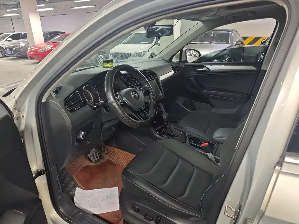 Volkswagen Tiguan L 2020