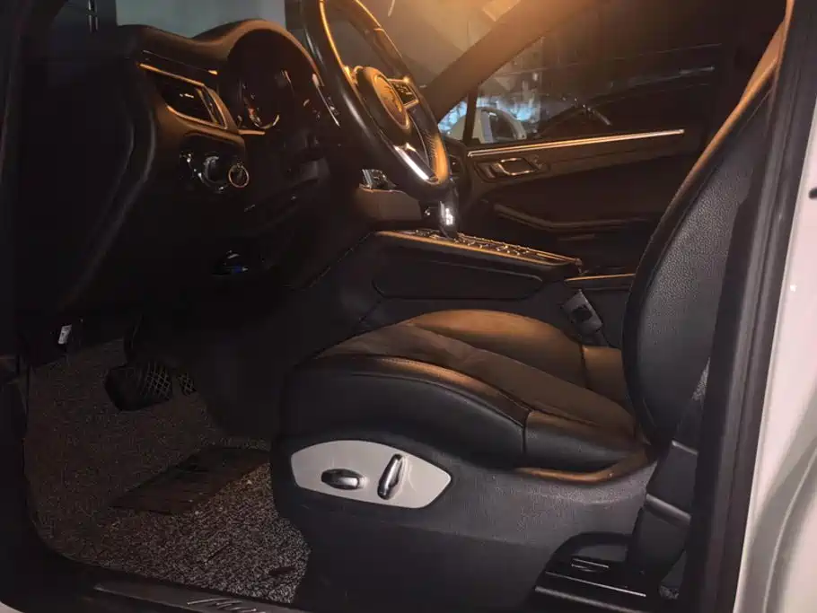 Porsche Macan 2015 — фото 9