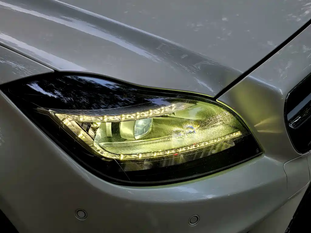 Mercedes-Benz CLS 2015 — фото 6