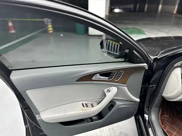 Audi A6L 2014