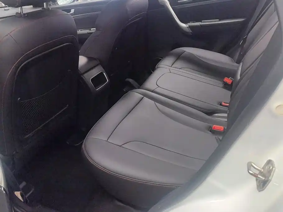Haval H6 2015 — фото 11