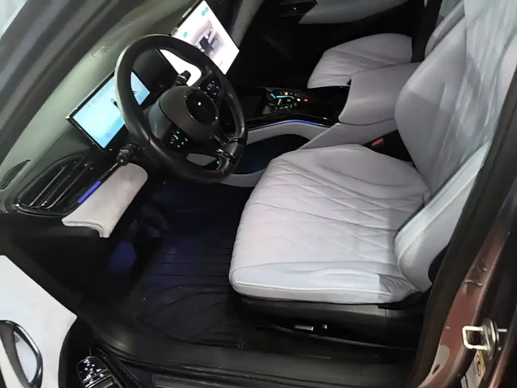 BYD Seal 2023 — фото 15