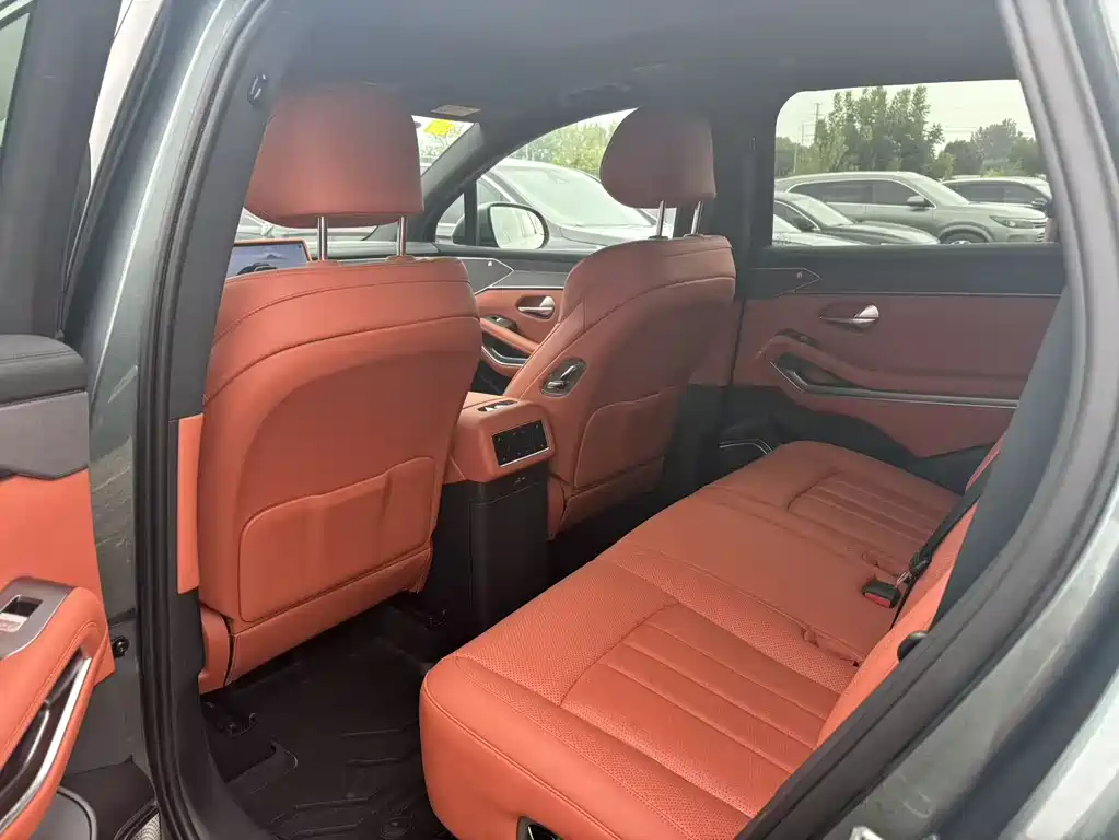 BYD Tang L 2025
