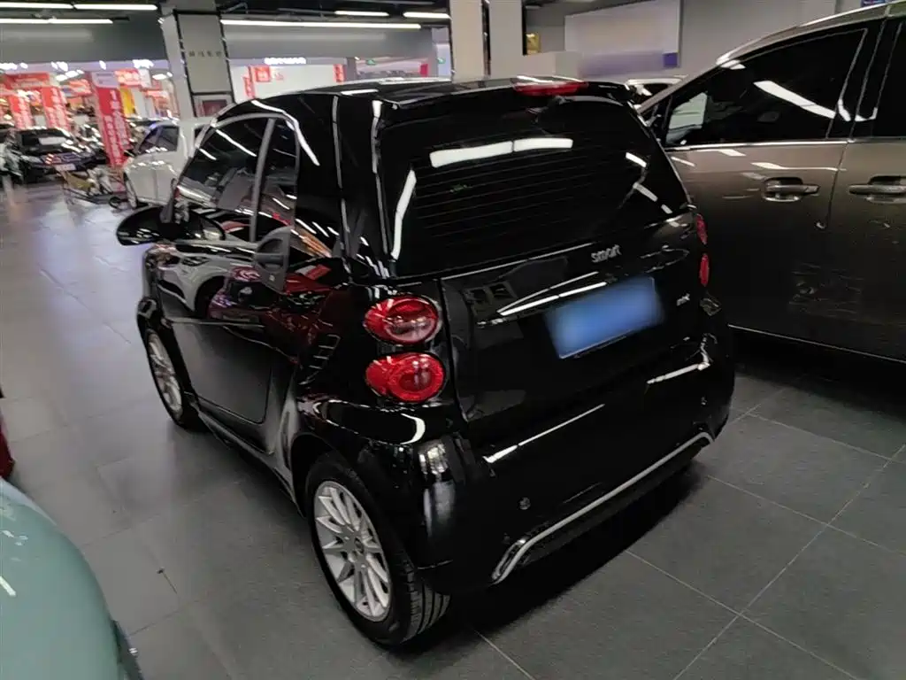 smart Fortwo 2015 — фото 5