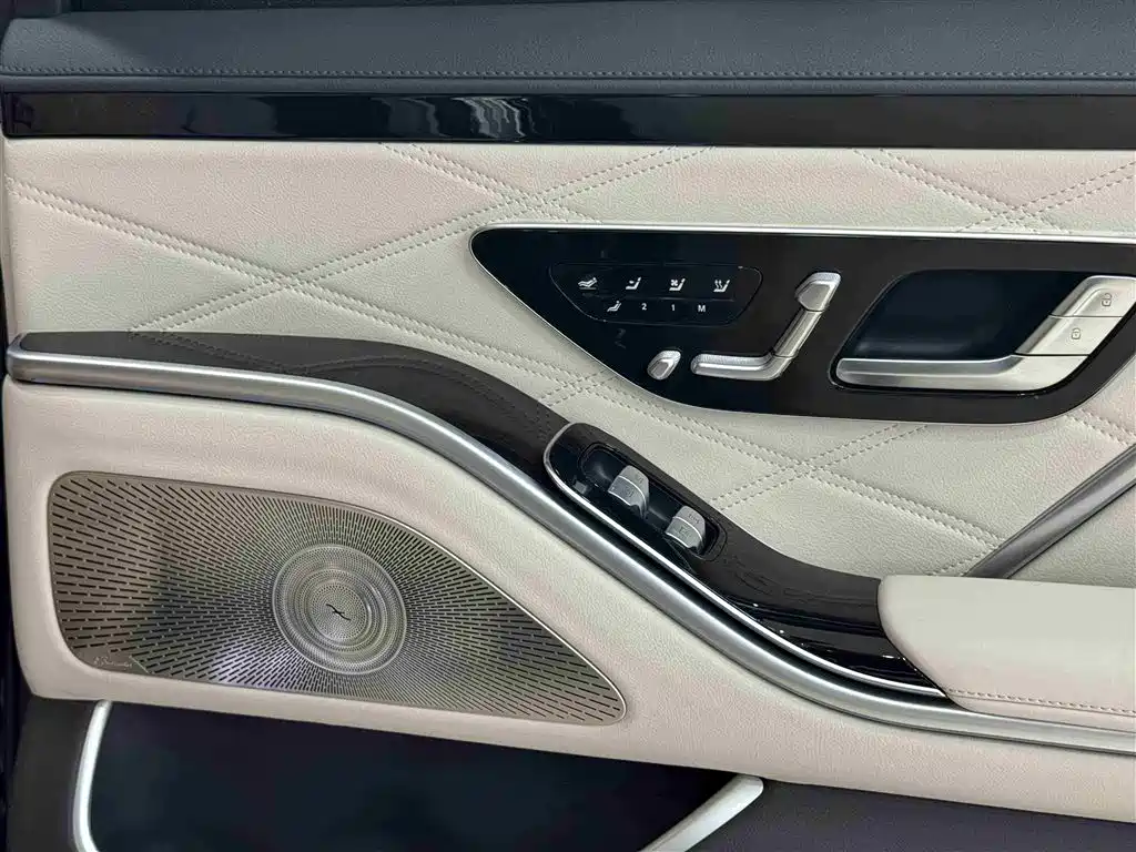 Mercedes-Benz S-Class 2024 — фото 11
