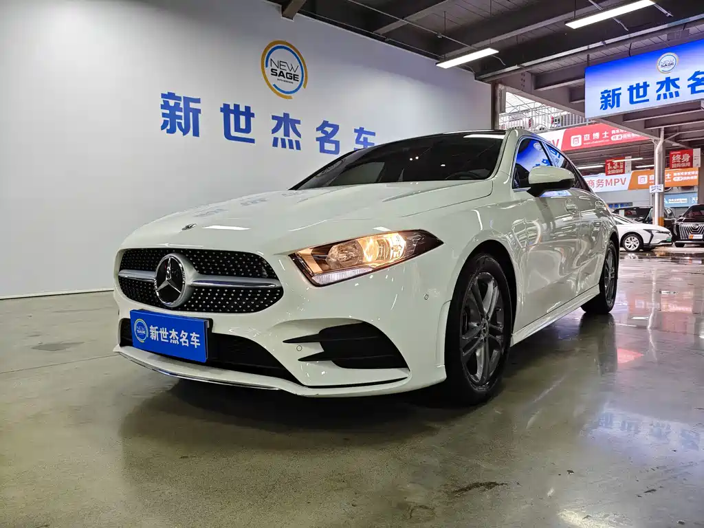 Mercedes-Benz A-Class 2021 — фото 1