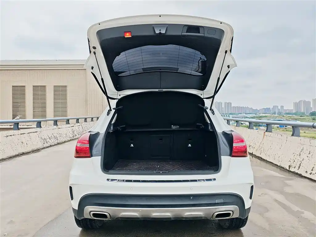 Mercedes-Benz GLA 2019 — фото 19