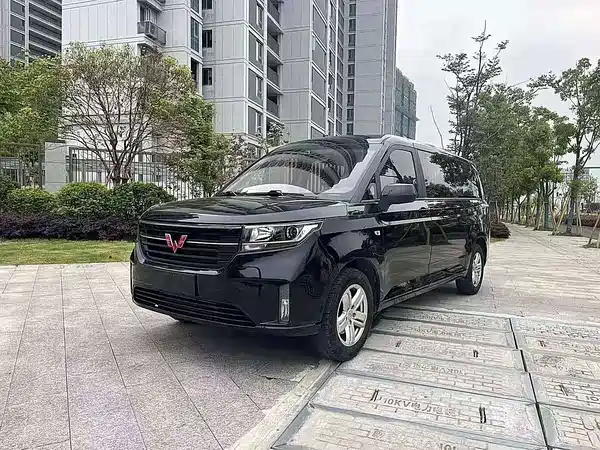 Wuling Journey 2022