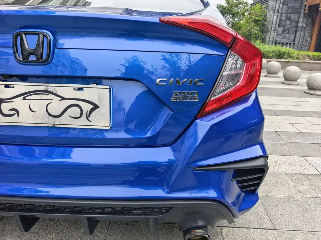 Honda Civic 2020 — фото 18