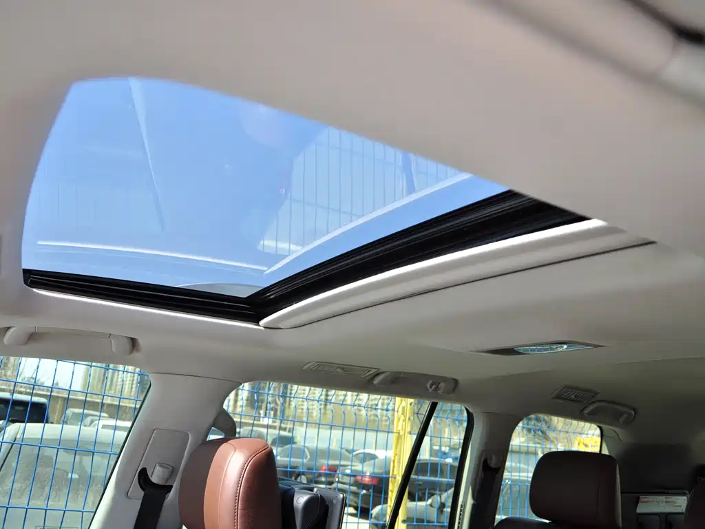 Toyota Land Cruiser 2019 — фото 17