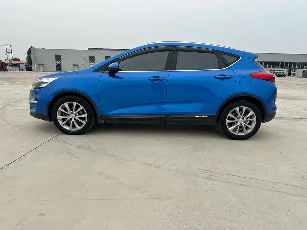 Geely Emgrand GS 2017 — фото 11