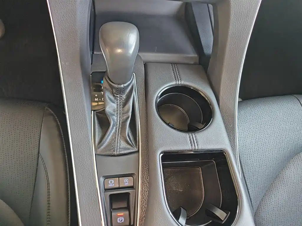 Toyota Avalon 2020 — фото 14
