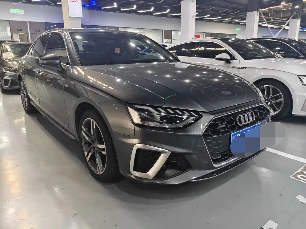 Audi A4L 2021