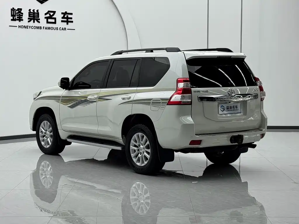 Toyota Prado 2016 — фото 21