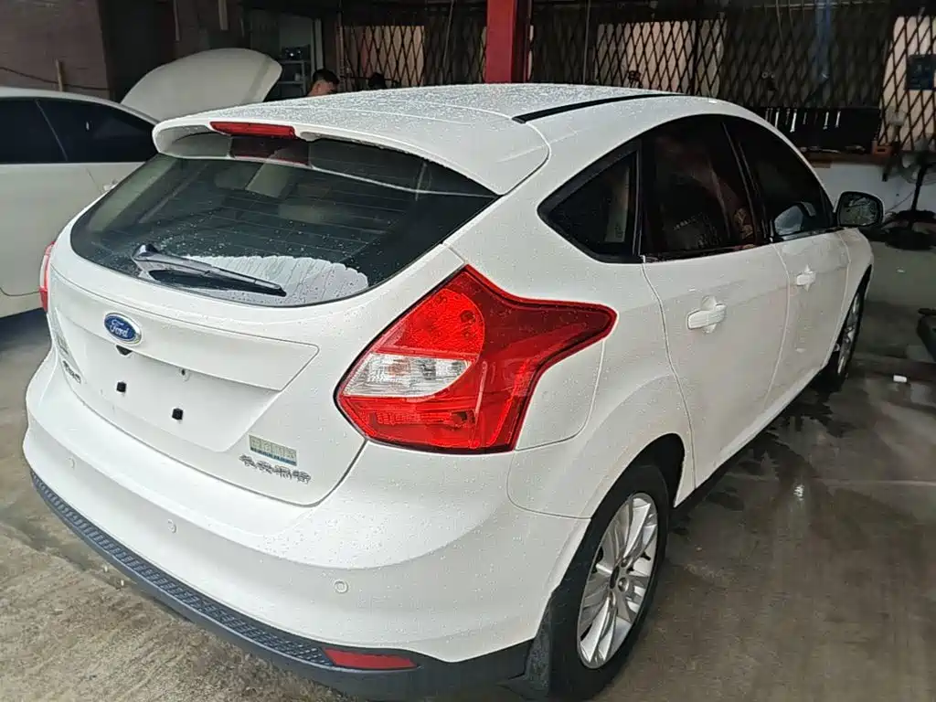 Ford Focus 2014