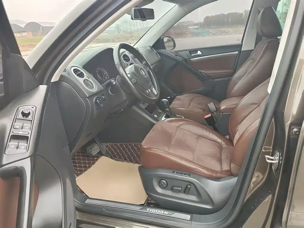 Volkswagen Tiguan 2015 — фото 14