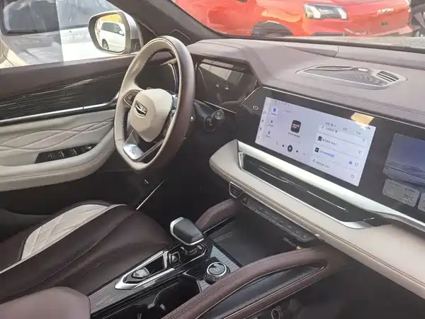 Geely Xingyue L 2021