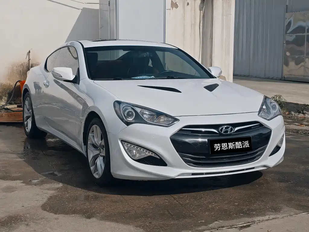 Hyundai Genesis Coupe 2015 — фото 3
