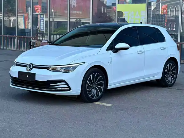 Volkswagen Golf 2023