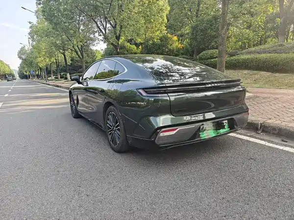 Geely Galaxy Starshine 8 2025