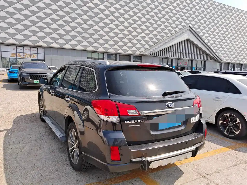 Subaru Outback 2013 — фото 4