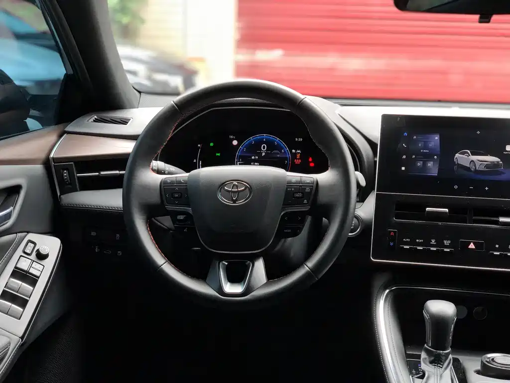 Toyota Avalon 2025 — фото 13