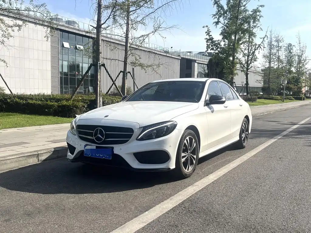 Mercedes-Benz C-Class 2018