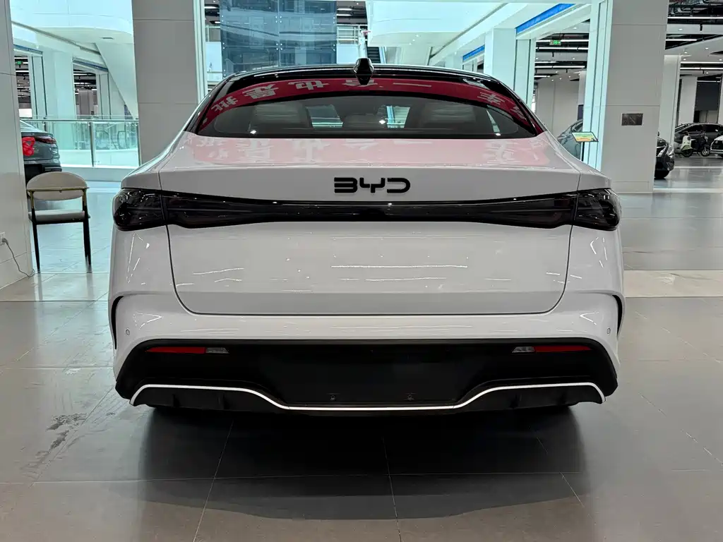 BYD Seal 06 2025